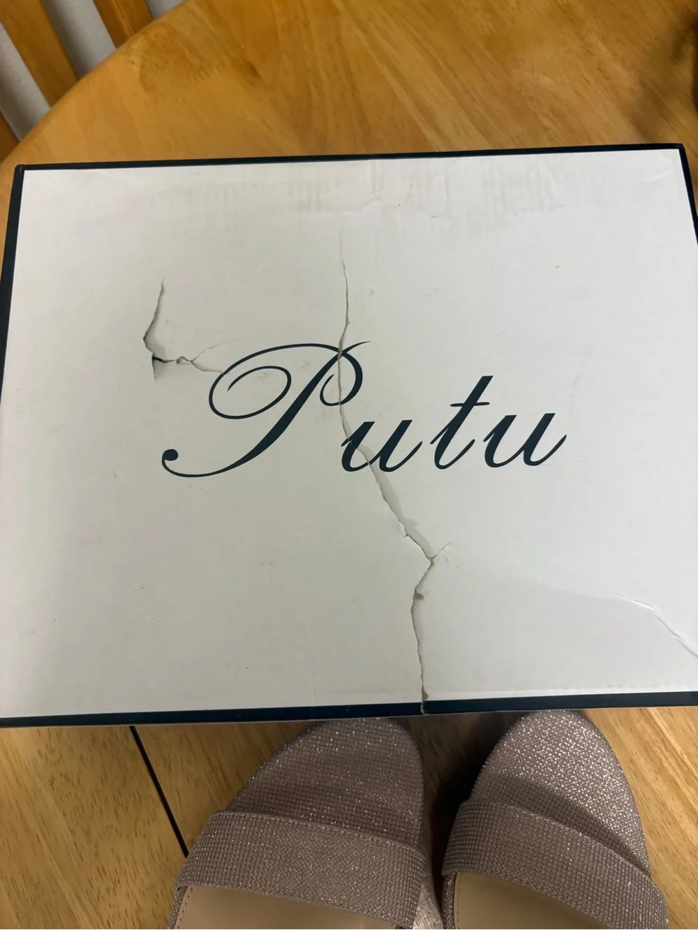 PUTU Womens Dress Shoes, Block Heel, Ankle Strap, Open Toe Gold Sparkle Size 8.5